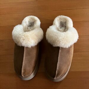 UGG Disquette Slipper